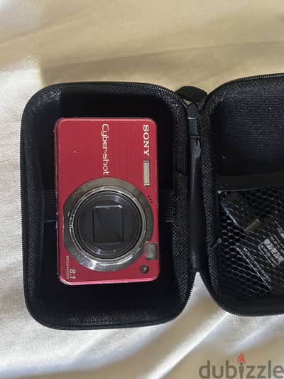 Sony Cyber-shot digital camera pink vintage digicam Y2K aesthetic