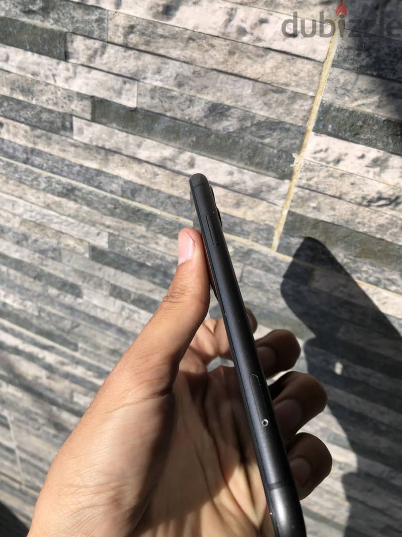 Apple - iPhone 11 2