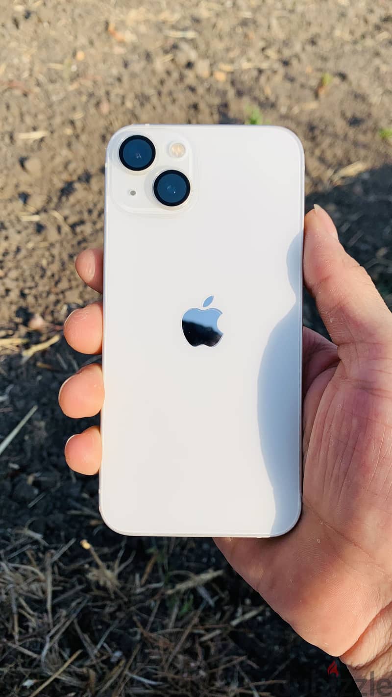 iPhone 13 3
