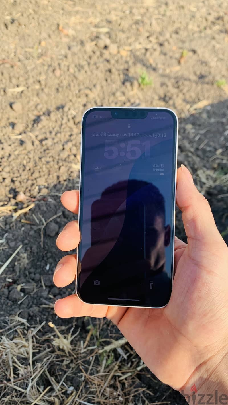 iPhone 13 8