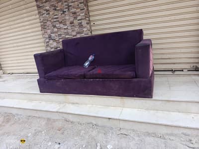 كنبه في حاله جيده