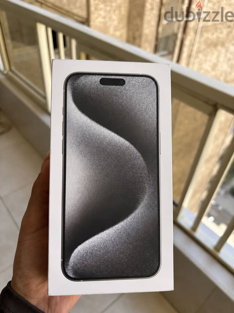 Apple - iPhone 15 Pro Max 2