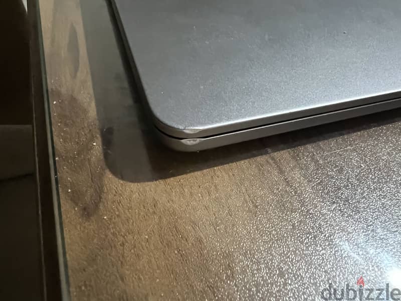 Macbook Air M2 4