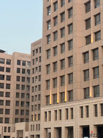 شقة متشطبة بالتكييفات في قلب الشيخ زايد في اركان 2O5 بجوار اركان بلازا