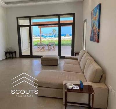 شاليه للبيع 3غرف بجنينه خاصه علي البحر مباشر صف اول علي ال pool سي فيو sea view متشطب بالكامل في العين السخنه ain sokhna