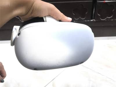 Oculus meta quest 2 للبيع