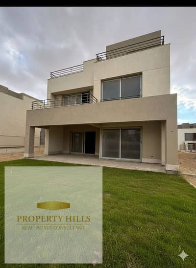 Villa Resale575 sq m ready to move in Palm Hills Compound Fifth Settlement New Cairo next to Mountain View Hyde Park.