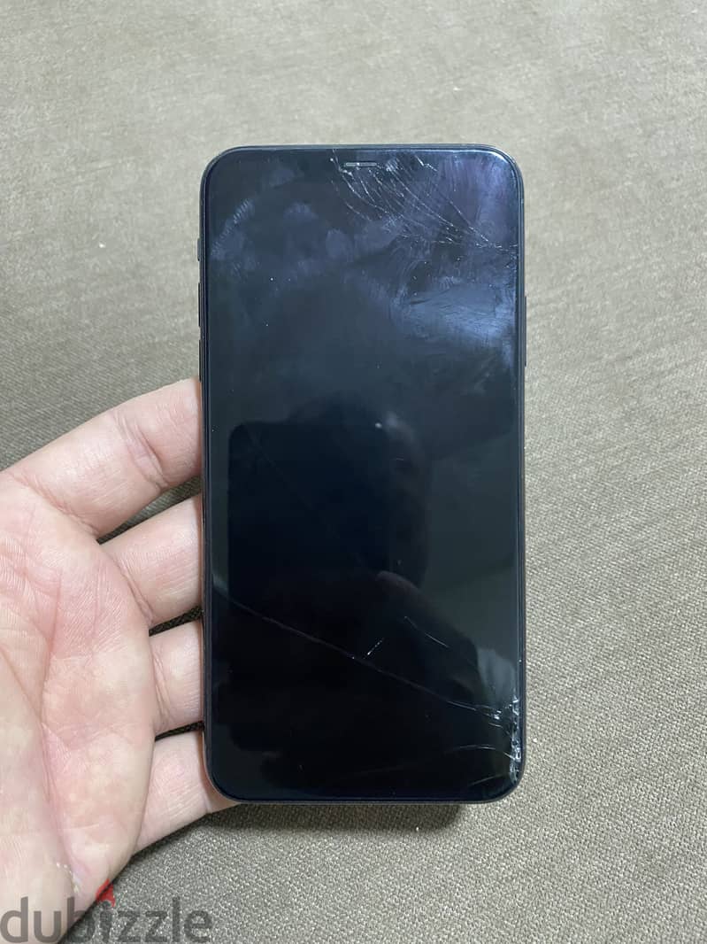 iPhone 11 pro max 4