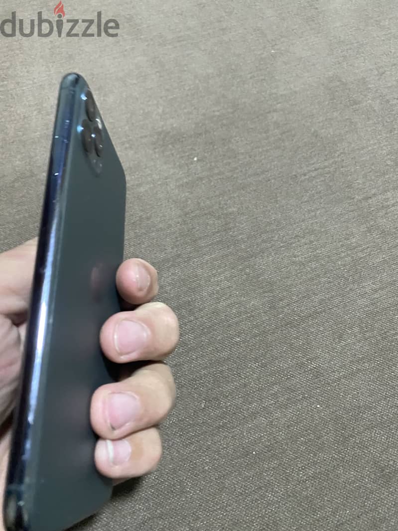 iPhone 11 pro max 5