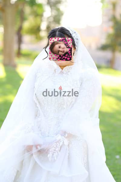فستان جديد اتلبس للسيشن بس اول لابسه