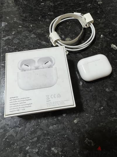 ابل ايربودز برو  apple Airpods pro