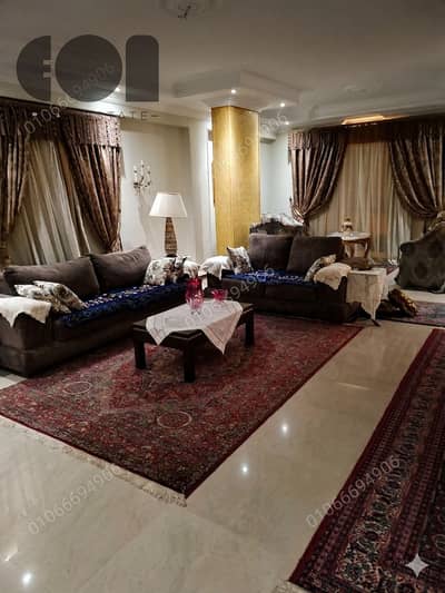 Apartment for sale in the villas of the second neighborhood in the finest areas of villas in the Fifth Settlement, ready for immediate residence with super lux finishing, and in a premium location 3 bedrooms and 2 bathrooms second floor, northern view