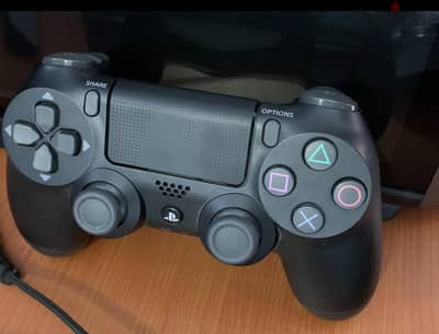 دراع بلايستيشن 4 DualShock للبيع او البدل