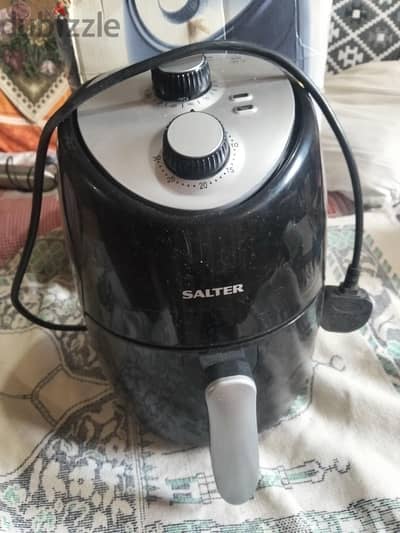 قلاية كهربائية Deep Fryer - حالة ممتازة - سهلة التنظيف