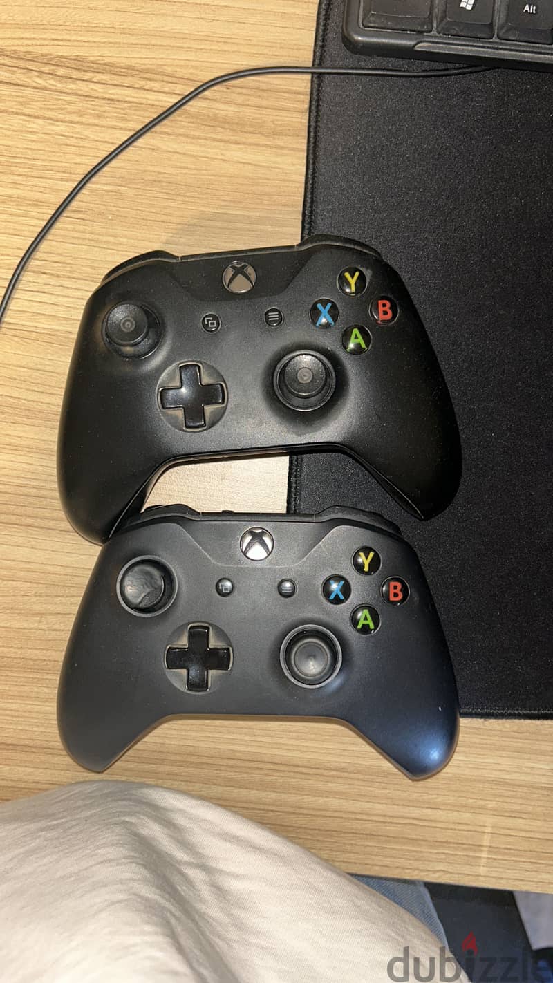 Xbox 1 500 gb 3