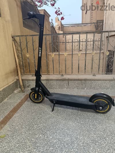 سكوتر كهربائي ٣٦ فولت ٣٥٠ وات