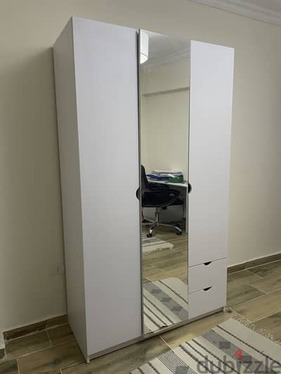 Wardrobe/دولاب