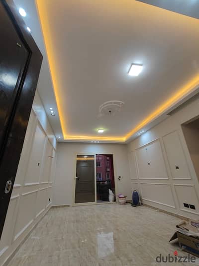 Apartment for rent in Compound Rawdat Zayed, first residence, ultra super luxurious finishing