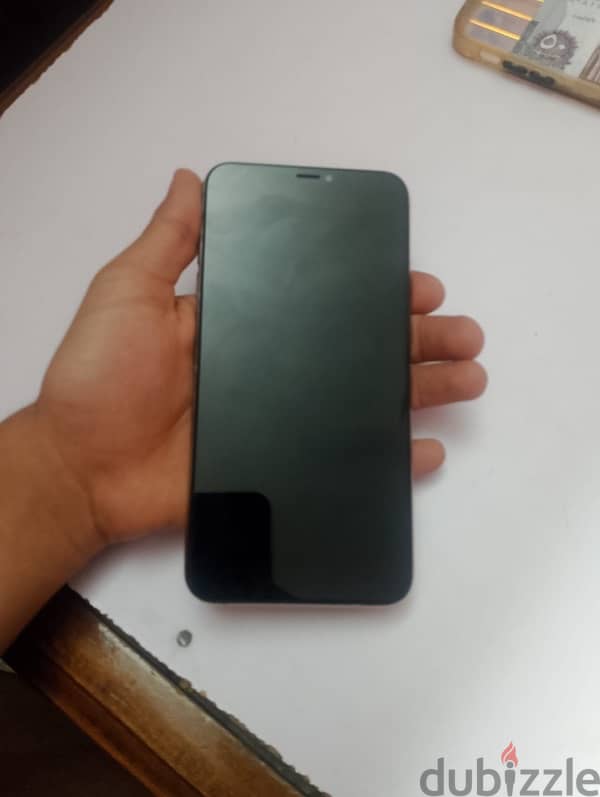 iPhone XS Max 1