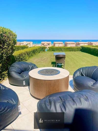 ب 495 الف بس استلام فوري شالية للبيع sea view بالكامل في العين السخنة ain sokhna في قرية ساكنة  لافيستا 6 LA VISTA ـ بجوار تلال السخنة TELAL SOKHNA
