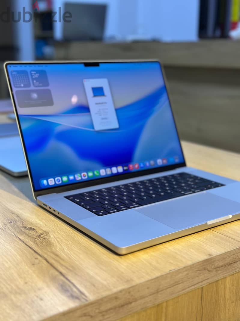 MacBook Pro M3 Max 16 inch 3