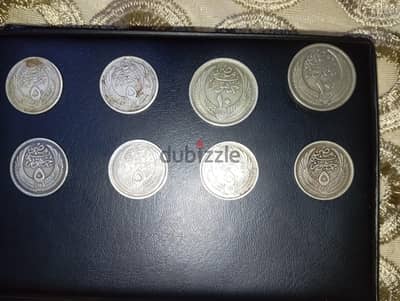 8 عملات  مصنوعه من الفضه من نوادر  الخمسينات 4000فقط