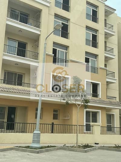 Studio apartment for sale right next to Madinaty with a down payment of 300,000