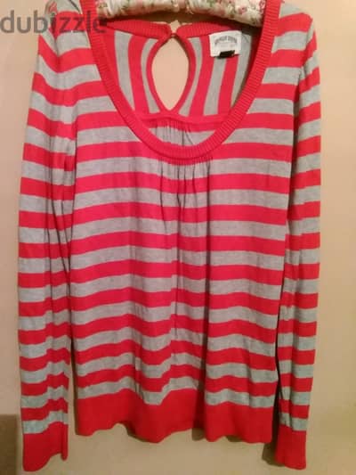 Tommy Hilfiger t shirt for women. Original