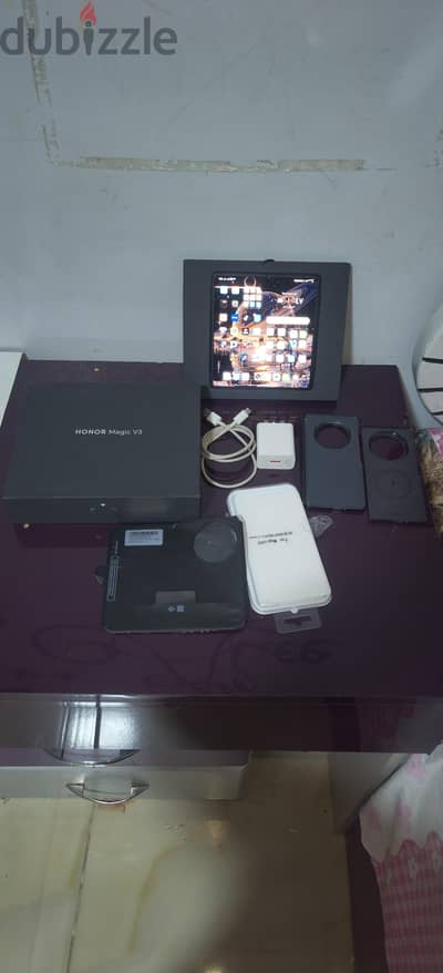 honor magic v3 fold.    هونر ماجيك في3فولت