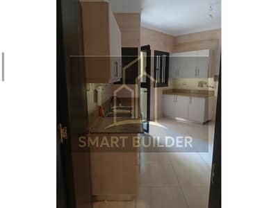 Duplex for rent with kitchen and air conditioning, Ground and first floor, North of Al-Shuhada, Behind Al-Sharifaat School in the Fifth Settlement, Ultra super lux residential finish, Pets are prohibited.