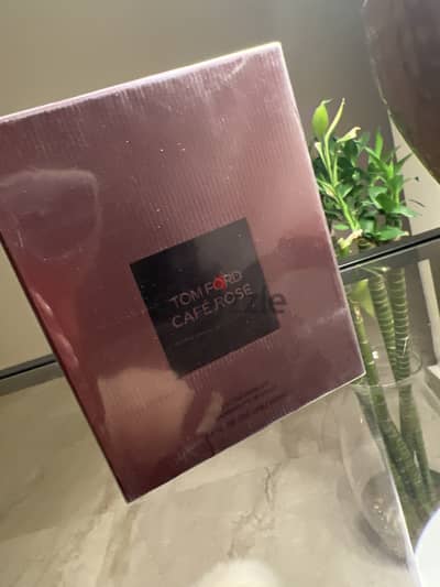Tom Ford Cafe rose