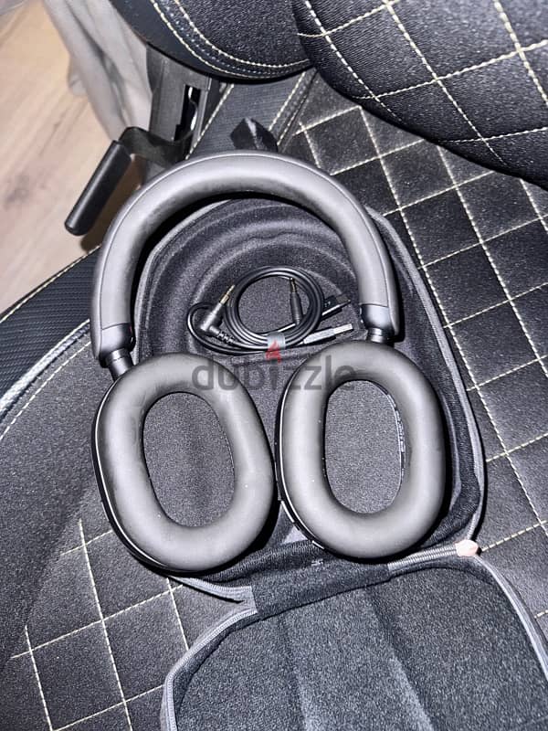 Sony XM5 1