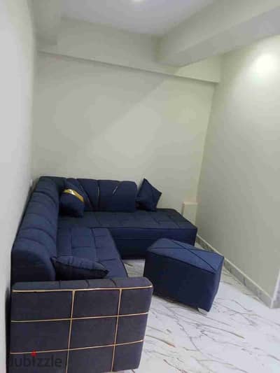 Double studio room and hall, first neighborhood, sixth neighbor, basement including water only