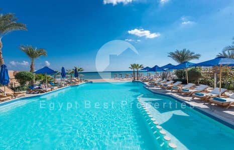 سعر الإطلاق | امتلك شاليه فاخر كامل التشطيب في الصف الأول بإطلالات مباشرة على البحر واللاجون | جاهز للسكن