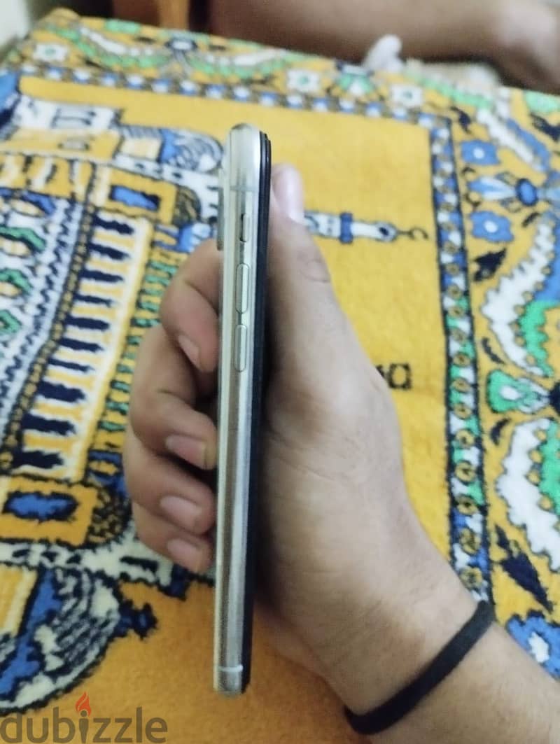 Apple - iPhone X 5