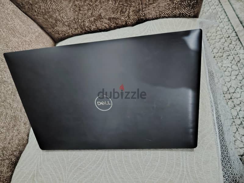  Dell Precision 5530 Workstation 1