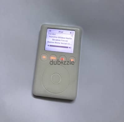 Apple iPod classic 15G 3rd gen Excellent condition