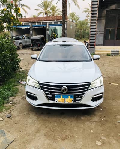 ام جي ٥ موديل ٢٠٢٥ | MG MG 5 2015 Topline
