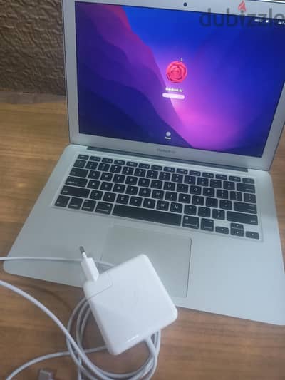MacBook air 2017لسرعه البيع