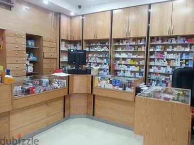 صيدلية جاهزة للتشغيل الفوري في سان ستيفانو، مجهزة بالكامل