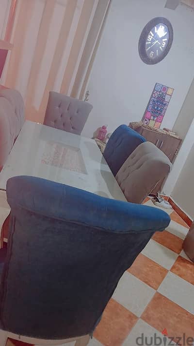 سفره ب ٦ كراسي