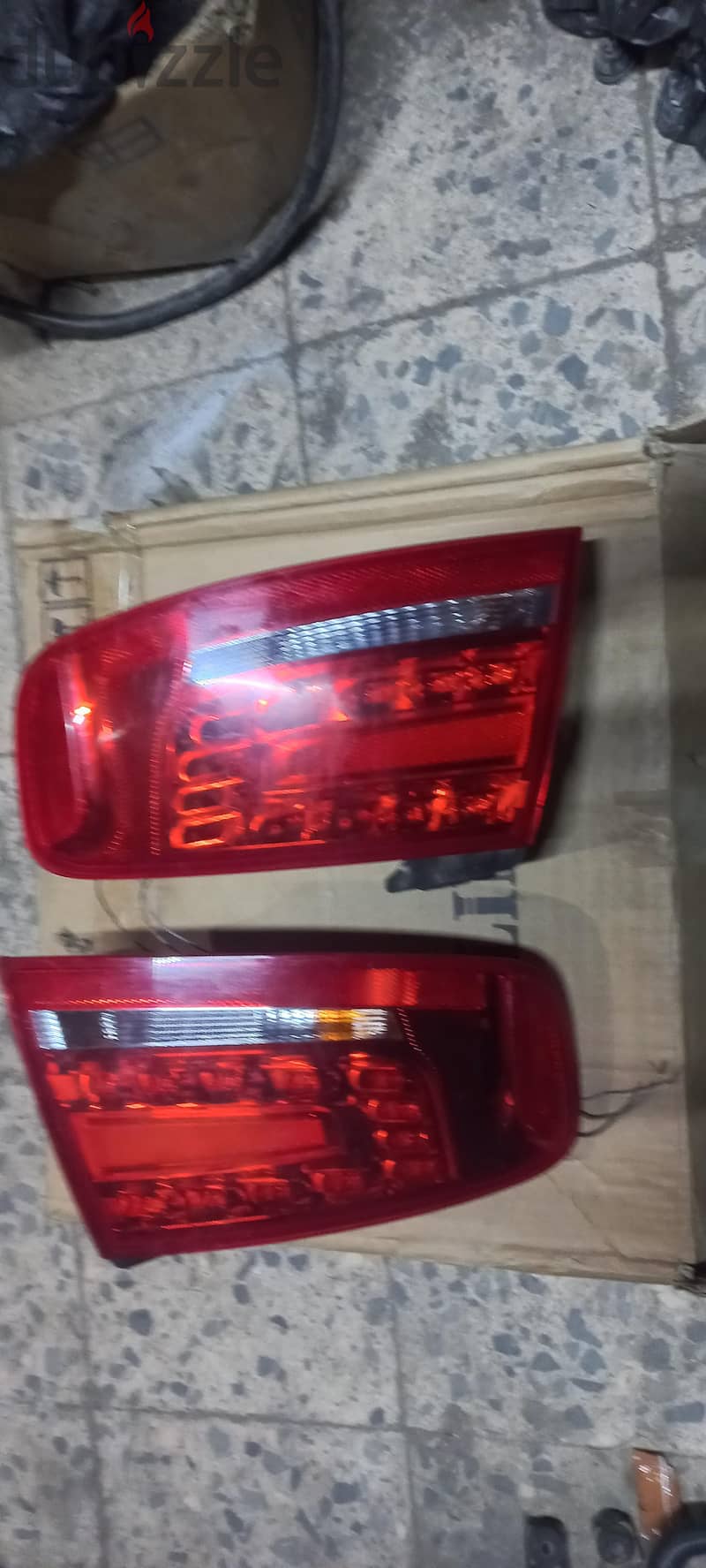 فانوس اودي a4 1