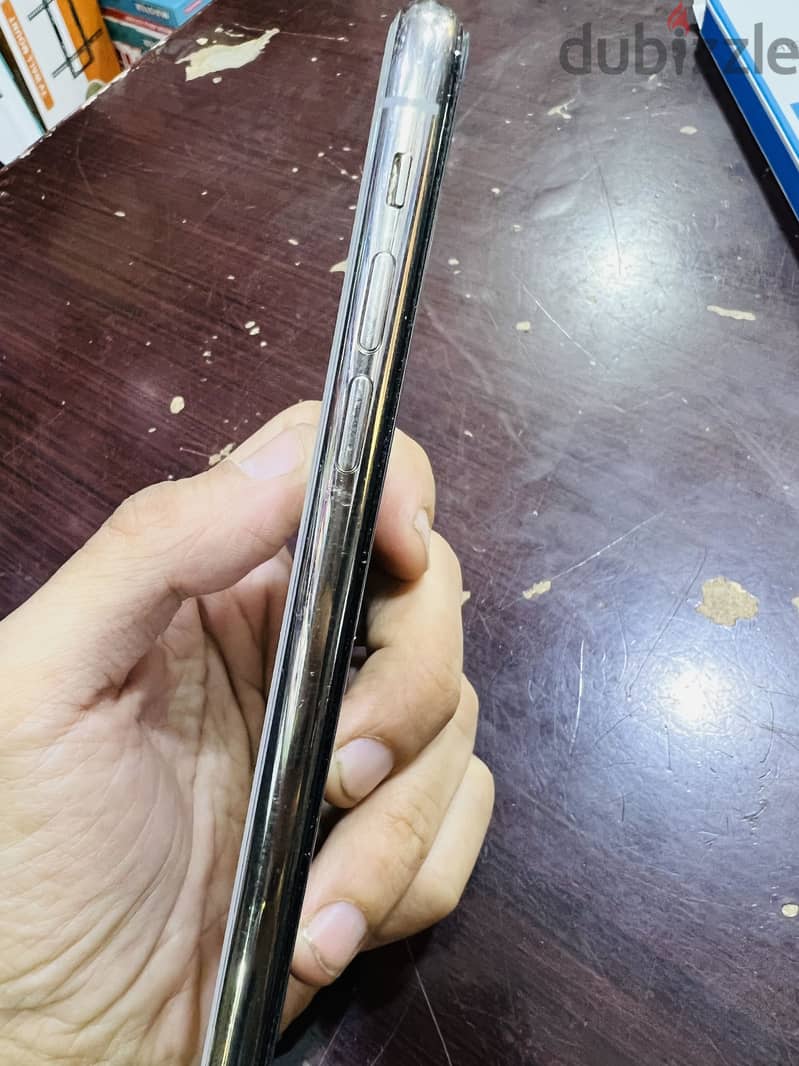 Apple - iPhone XS 2