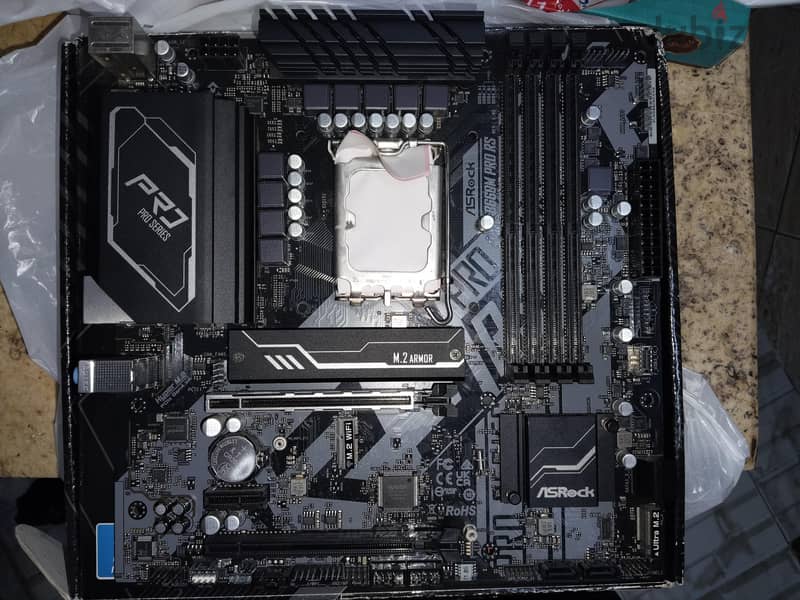 ASRock B660M Pro RS – Socket LGA1700 1