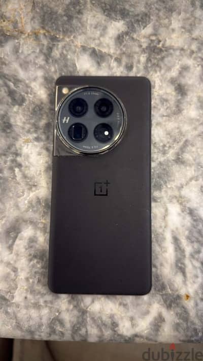 OnePlus 12  للبيـــع بسعر لقطه