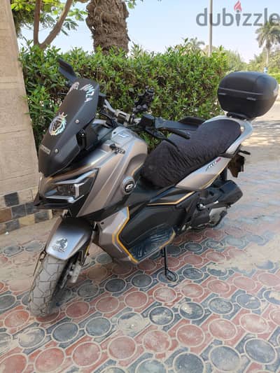 Qj Atr 200c اسكوتر هيبرد