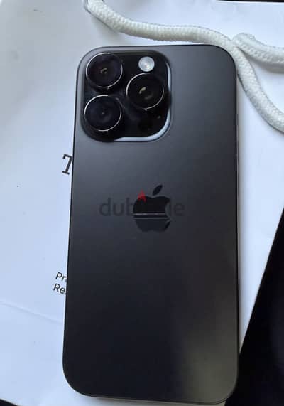 iPhone 16 pro 128 black 90% battery