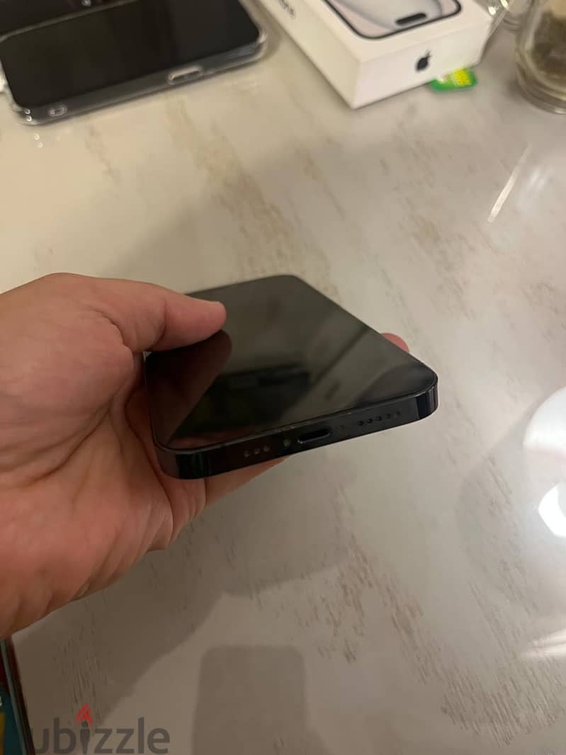 Apple - iPhone 12 pro 2