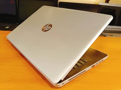 hp core i5 جيل سابع+amd 4gb