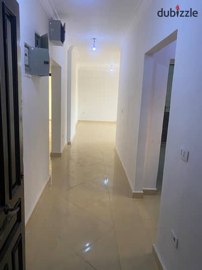 apartment for sale 160m 3bedrooms with garden prime location in wesal compound